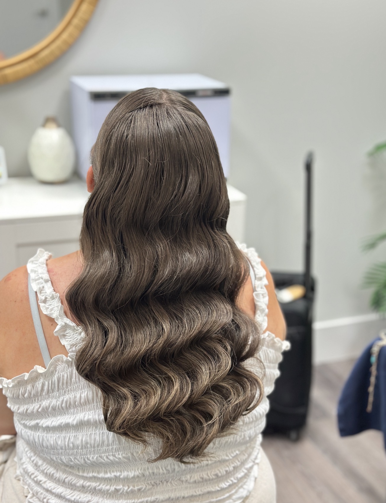 Polished soft glam waves